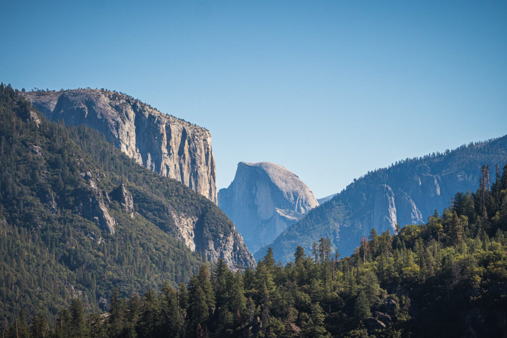 Half Dome vom Tunnel View Point im Yosemite Nationalpark