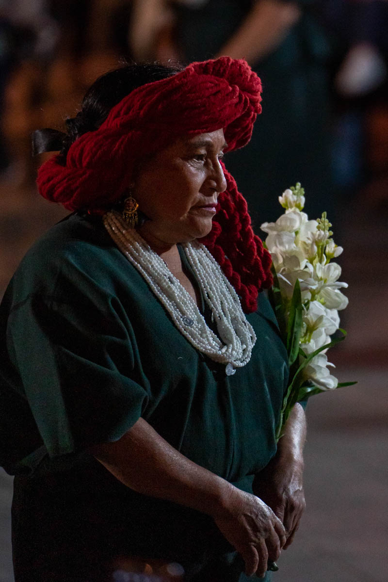 Eine Frau in Traditioneller Tracht in Mexiko