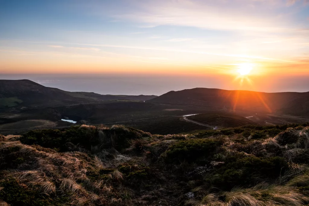 Sonnenuntergang auf dem Morro Alto auf Flores (Azoren)