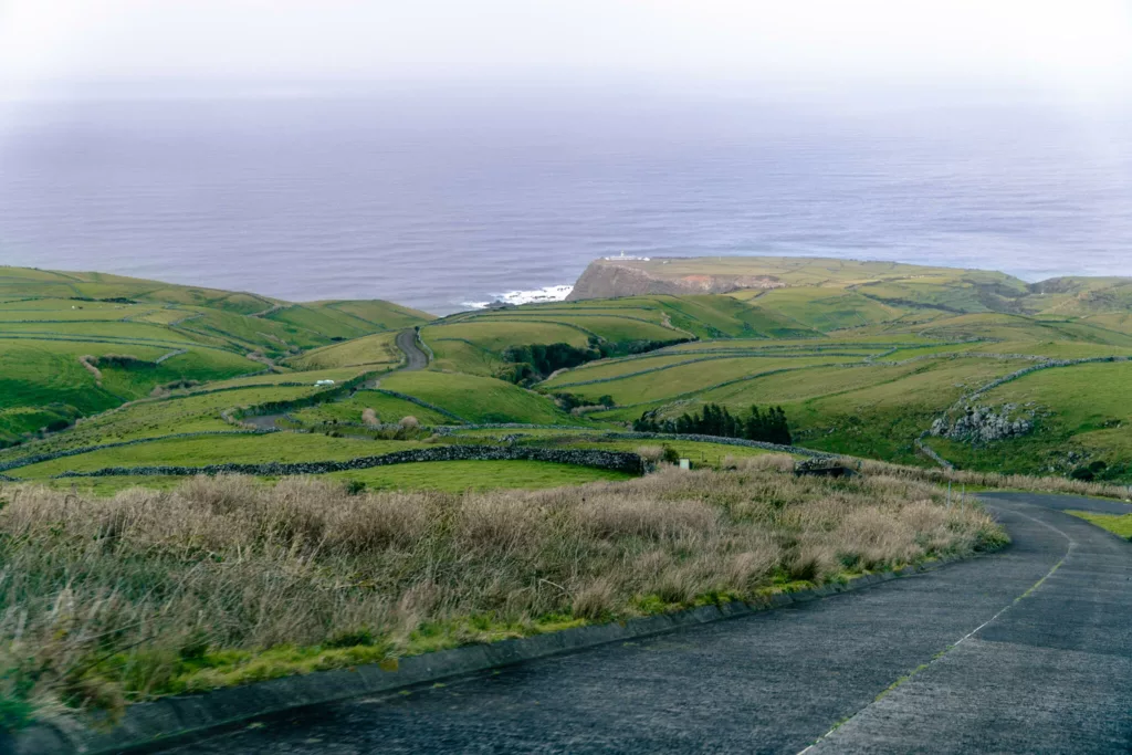Blick auf Ponta do Albarnaz