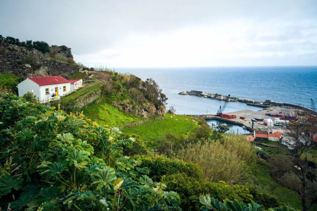 Blick auf Lajes das Flores