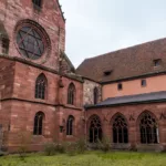 Der Innenhof des Basler Münsters