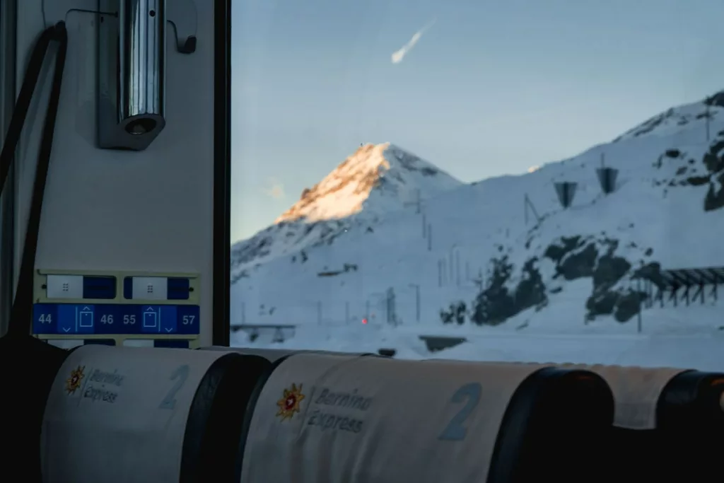 Eine Sitzplatzreservierung ist im Bernina Express obligatorisch.