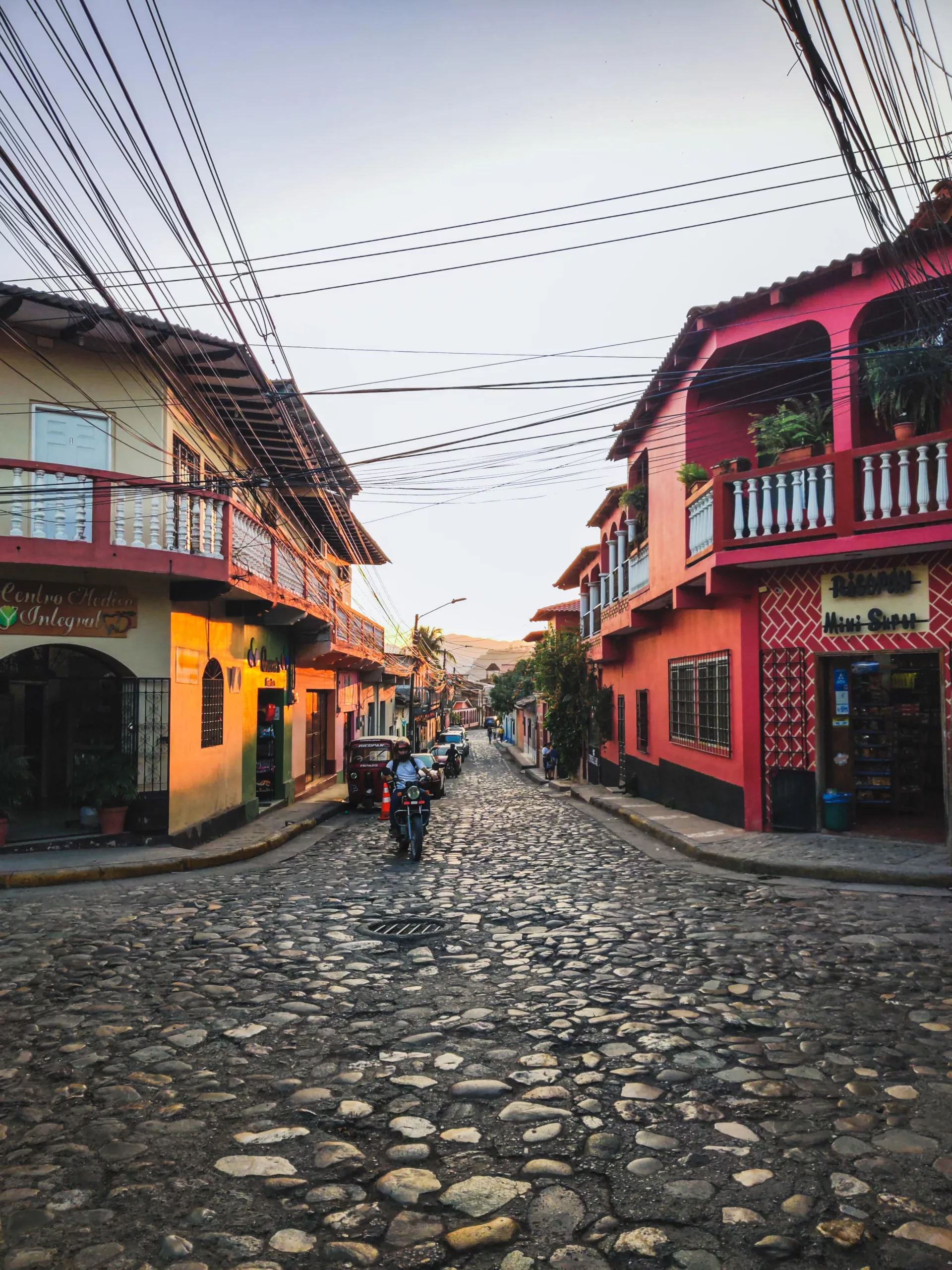 Kleine Gassen in Copán Stadt