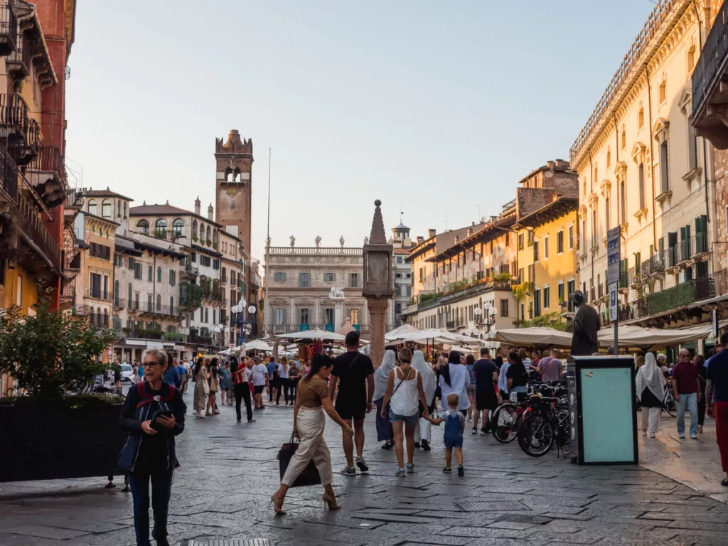 Verona ist bei einem Roadtrip durch Norditalien einen Abstecher wert