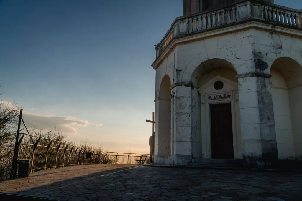 Faro Voltiano in Como Brunate