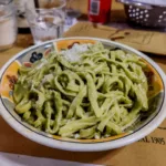Nudeln mit Pesto
