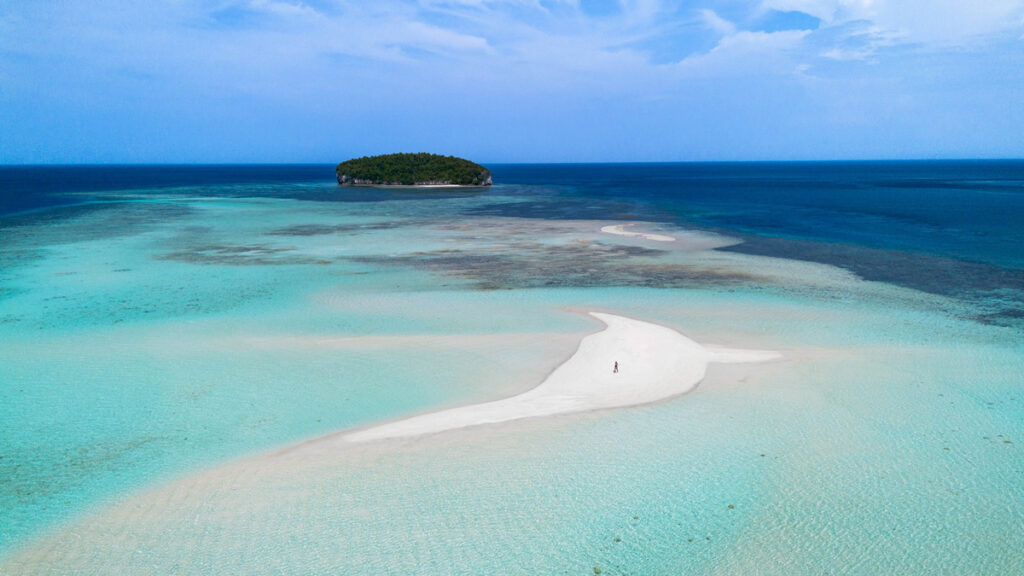 Eine Sandbank in Raja Ampat