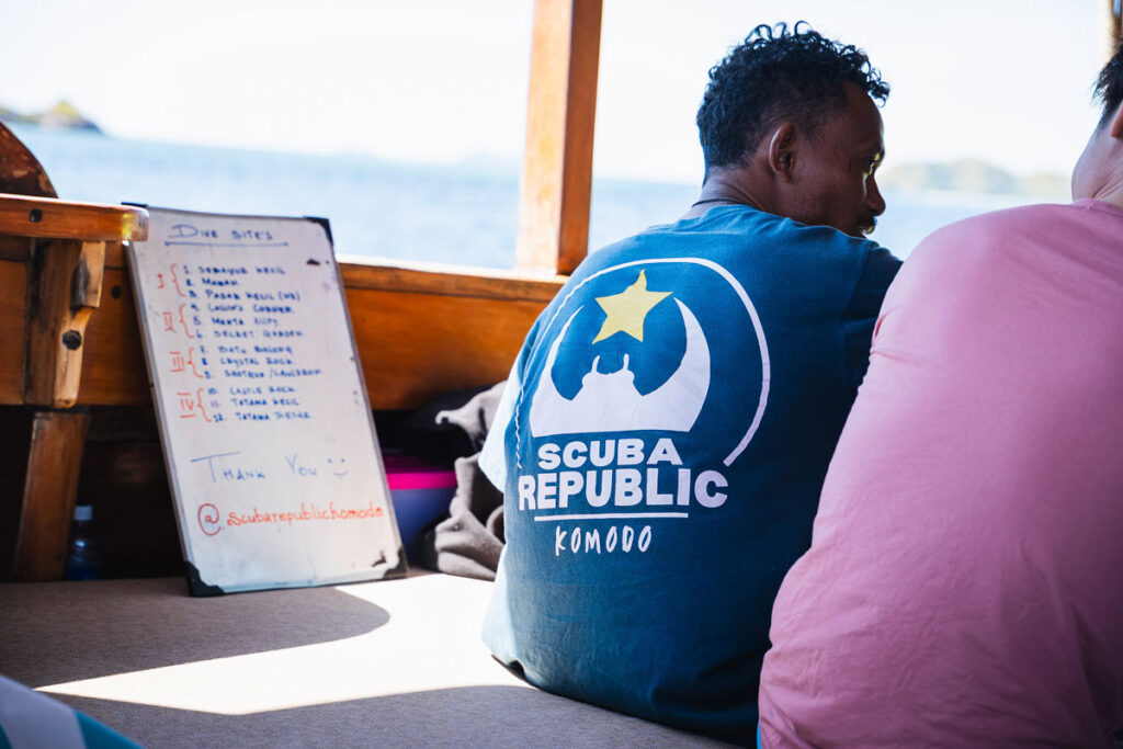 Komodo Liveaboard: Tauchplaetze von Scuba Republic