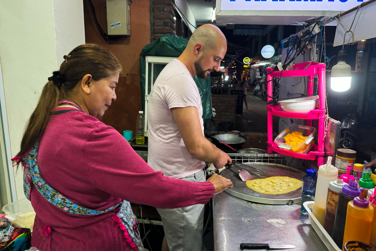 Hannes am Roti Stand