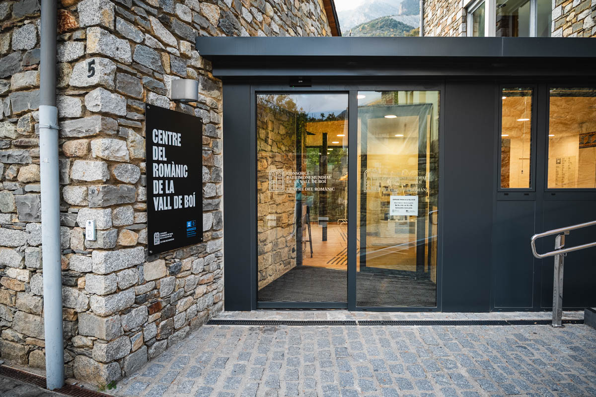 Eingang des Centre del Romànic de la Vall de Boí