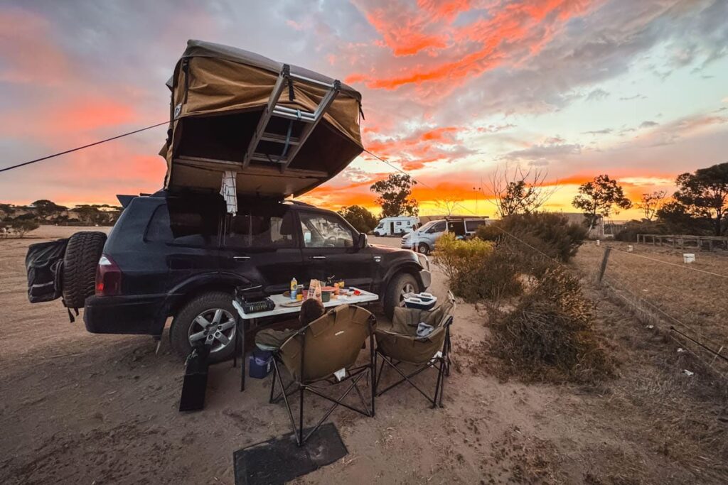 Buschcamping beim Nullarbor Crossing